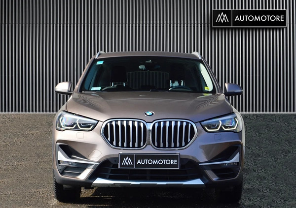 BMW X1 cena 119900 przebieg: 57000, rok produkcji 2019 z Zdzieszowice małe 497